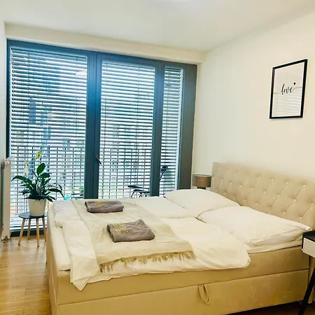 Luxury With Beautiful Views * Praga